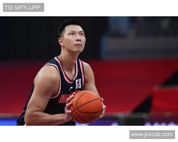 易建联：从篮球场上的传奇到人生新篇章的探索与追求