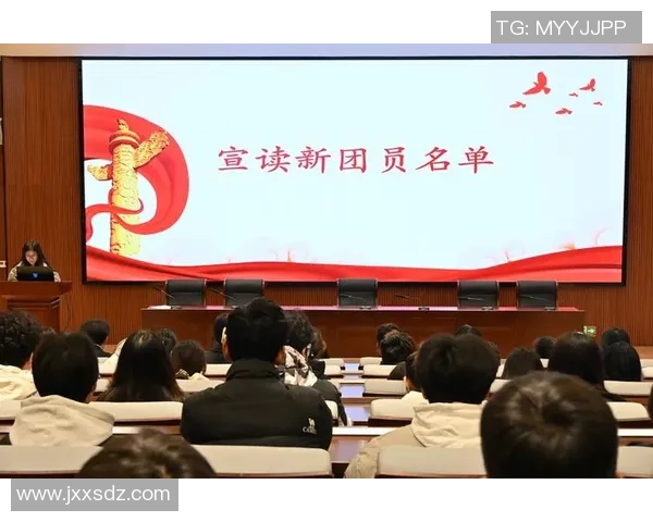 钟诚：在时代洪流中追寻梦想与责任的年轻力量